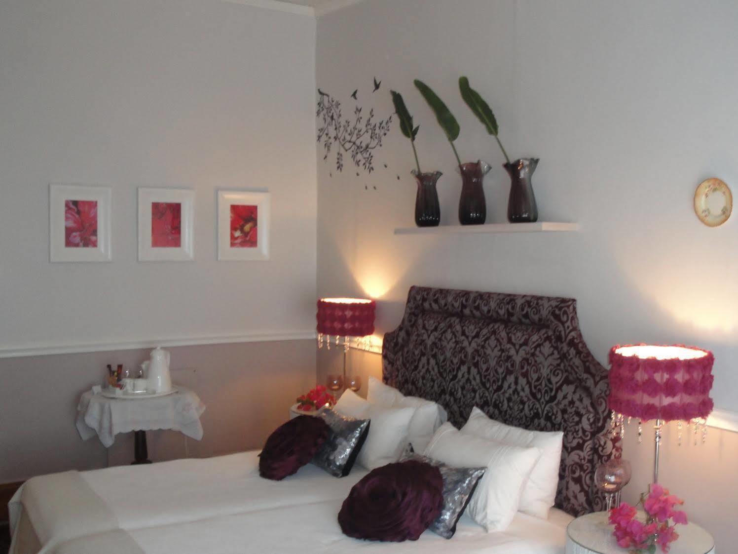 John Montagu Accommodation Ngoại thất bức ảnh