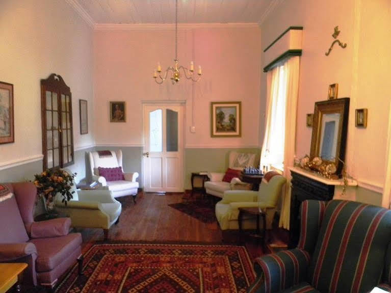 John Montagu Accommodation Ngoại thất bức ảnh